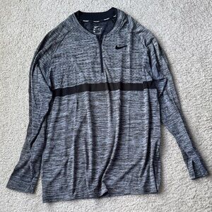 Nike Heathered Gray and Black Long Sleeve Top